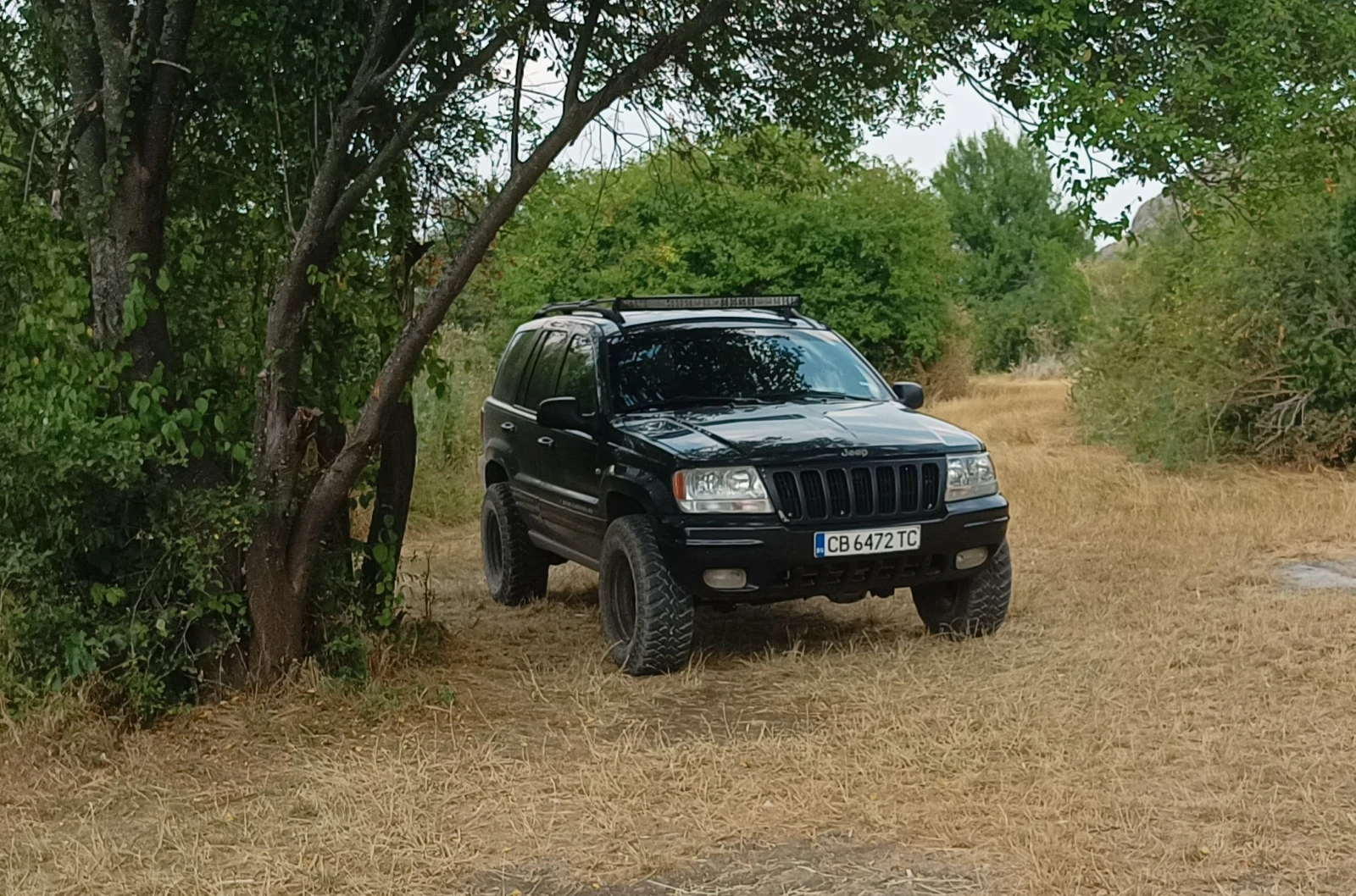 Jeep Grand cherokee 4.7 V8 QuadraTrack, снимка 7 - Автомобили и джипове - 54165070