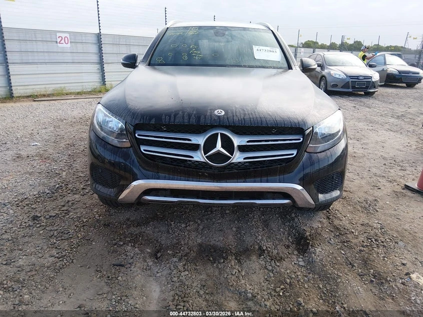 Mercedes-Benz GLC 300 2.0l, снимка 12 - Автомобили и джипове - 54189979