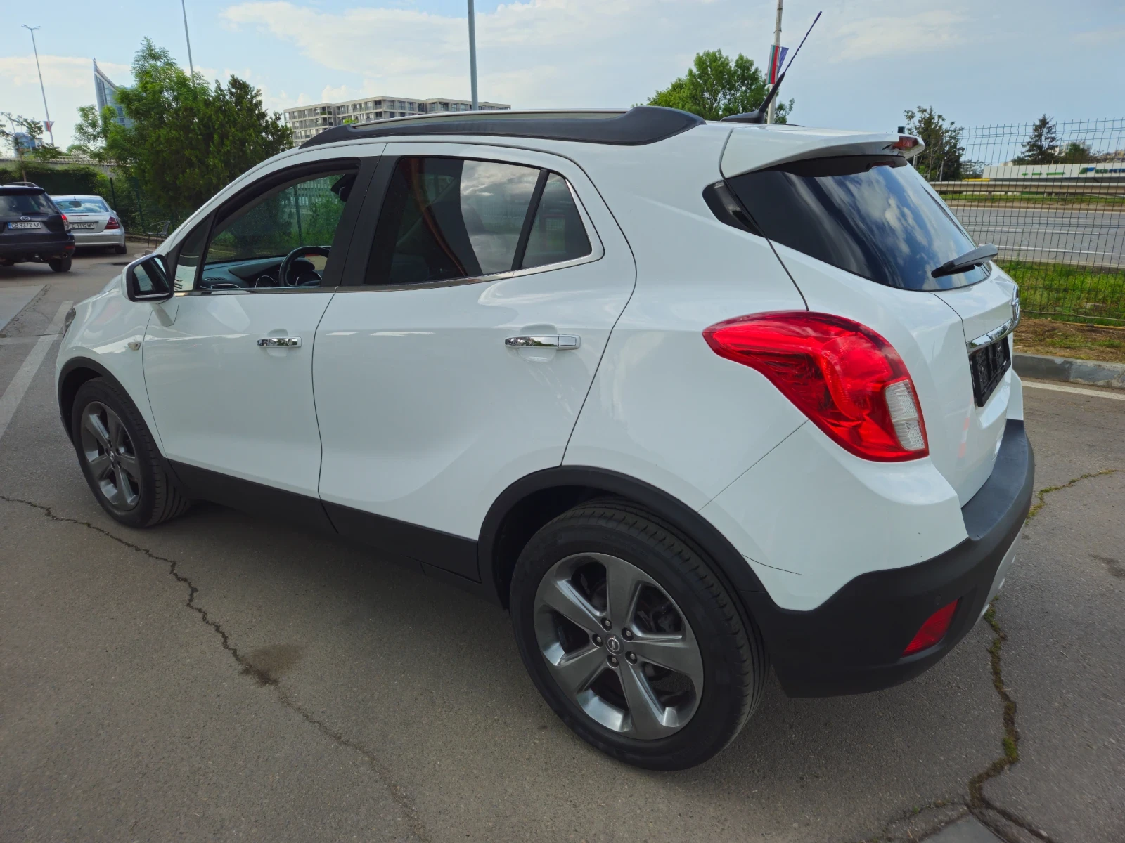 Opel Mokka 109.000км АВТОМАТИК ВСИЧКИ ЕКСТРИ, снимка 7 - Автомобили и джипове - 54555539