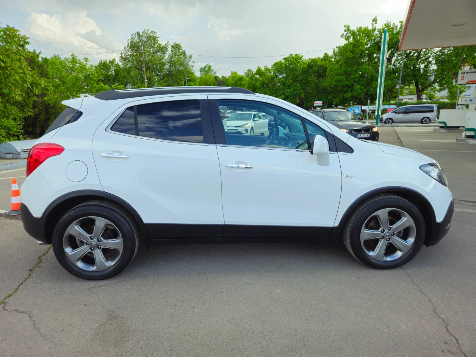Opel Mokka 109.000км АВТОМАТИК ВСИЧКИ ЕКСТРИ, снимка 4 - Автомобили и джипове - 54555539