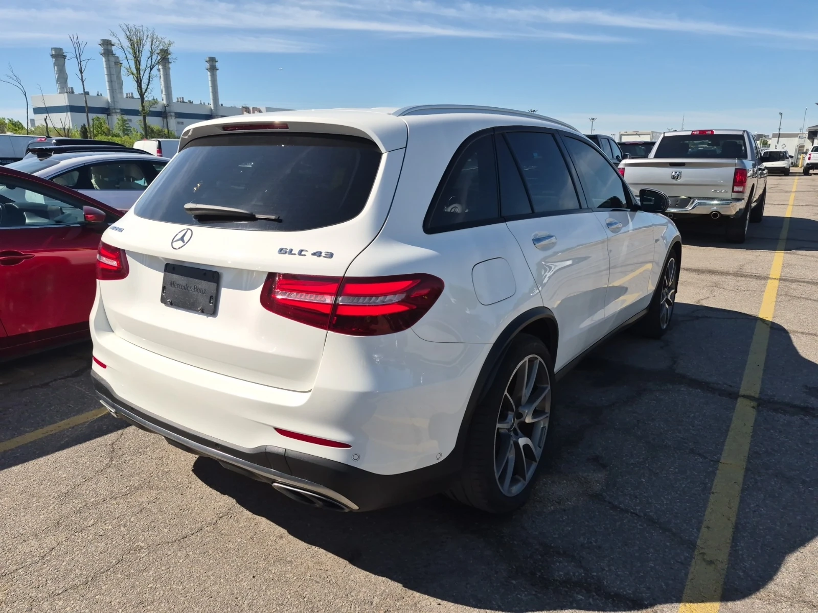 Mercedes-Benz GLC 43 AMG 4MATIC * Burmester * Панорамен покрив * 9G-TRONIC, снимка 3 - Автомобили и джипове - 54737071
