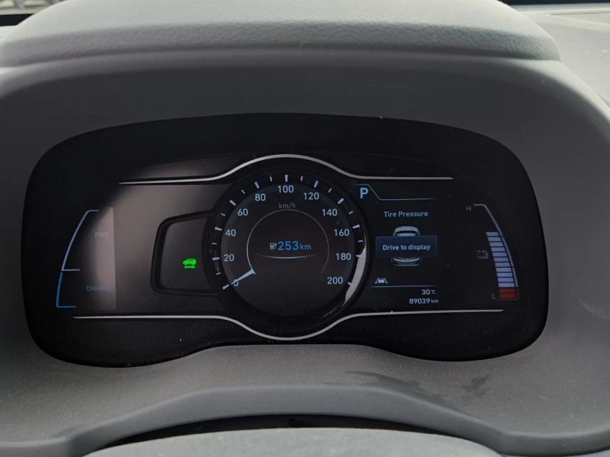 Hyundai Kona ULTIMATE* Back cam* Blind stop* Шибах* Обдух* 2клю, снимка 7 - Автомобили и джипове - 55104424