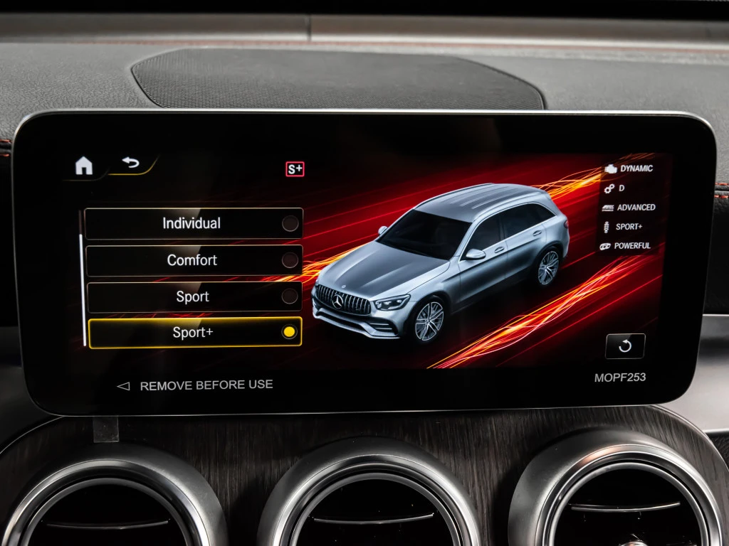 Mercedes-Benz GLC 43 AMG DIGITAL DASH | AMG ACTIVE EXHAUST| CARPLAY| DISTRO, снимка 13 - Автомобили и джипове - 55512889