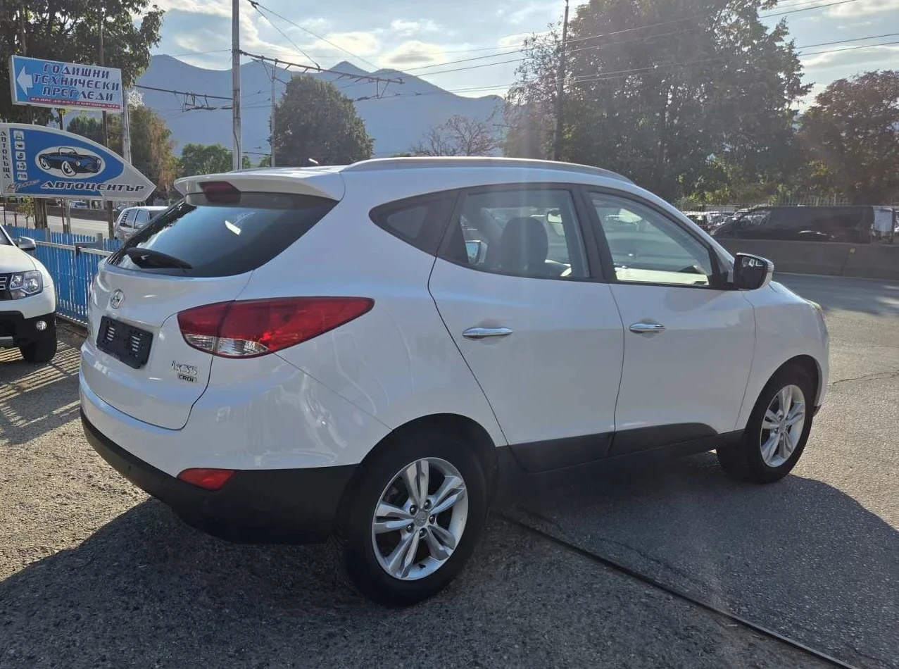 Hyundai IX35, снимка 7 - Автомобили и джипове - 56161977