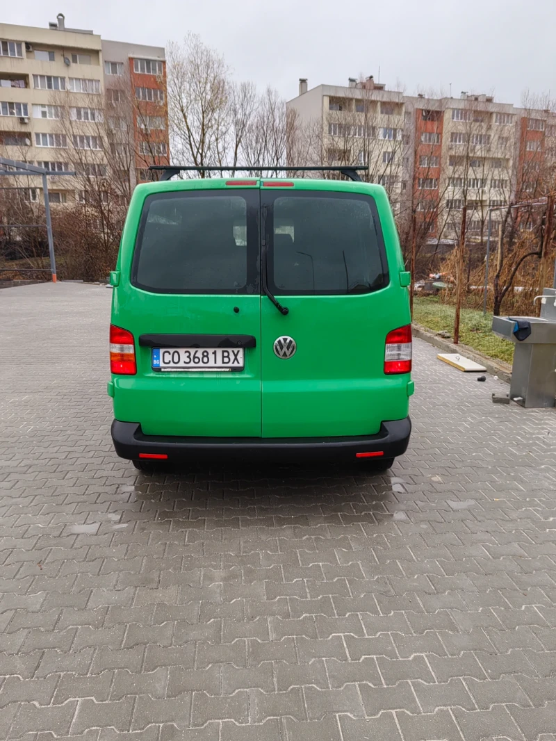 VW T5, снимка 5 - Бусове и автобуси - 48261939