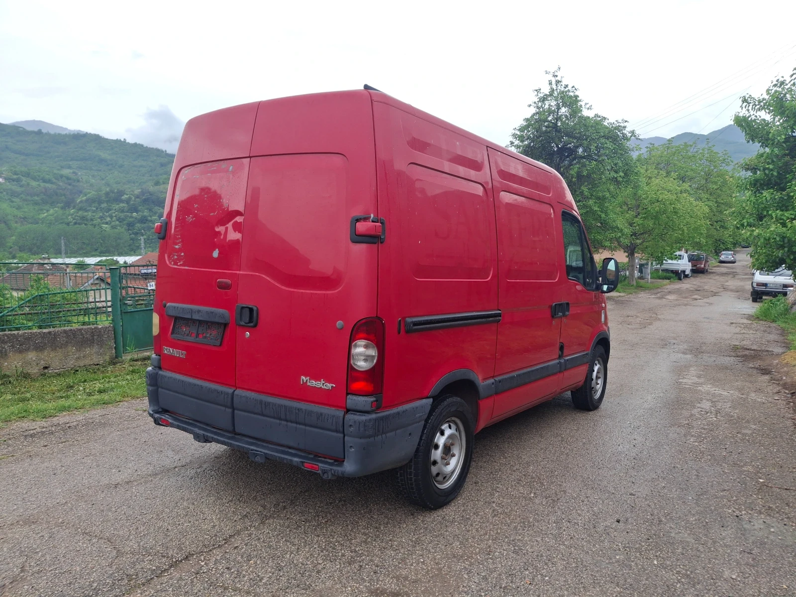 Renault Master 2.5dci.avtomat.klim., снимка 4 - Бусове и автобуси - 54775587