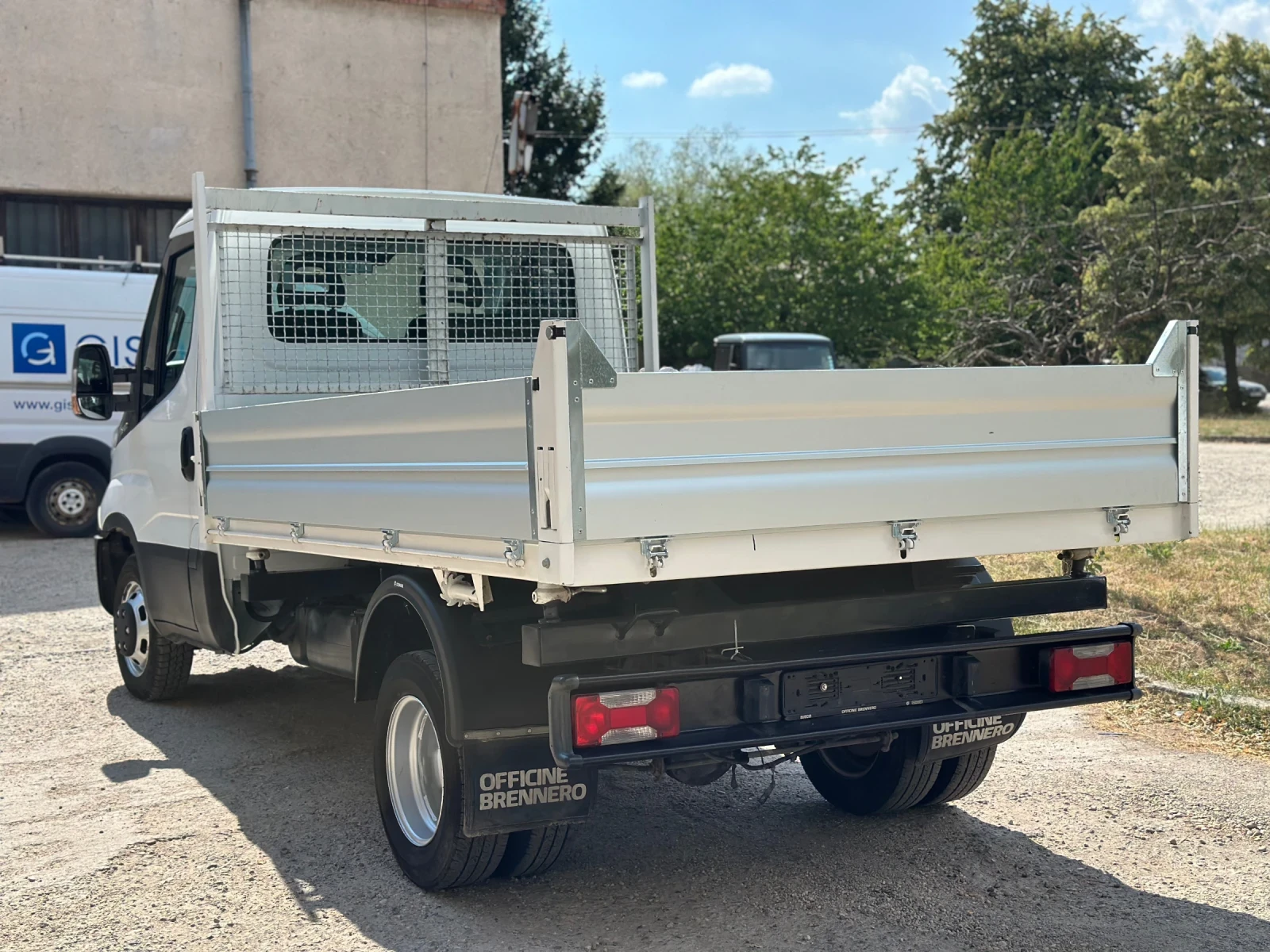 Iveco 35c15 Тристаранен самосвал , Климатик, 150коня3.0TDI, снимка 16 - Бусове и автобуси - 55616388