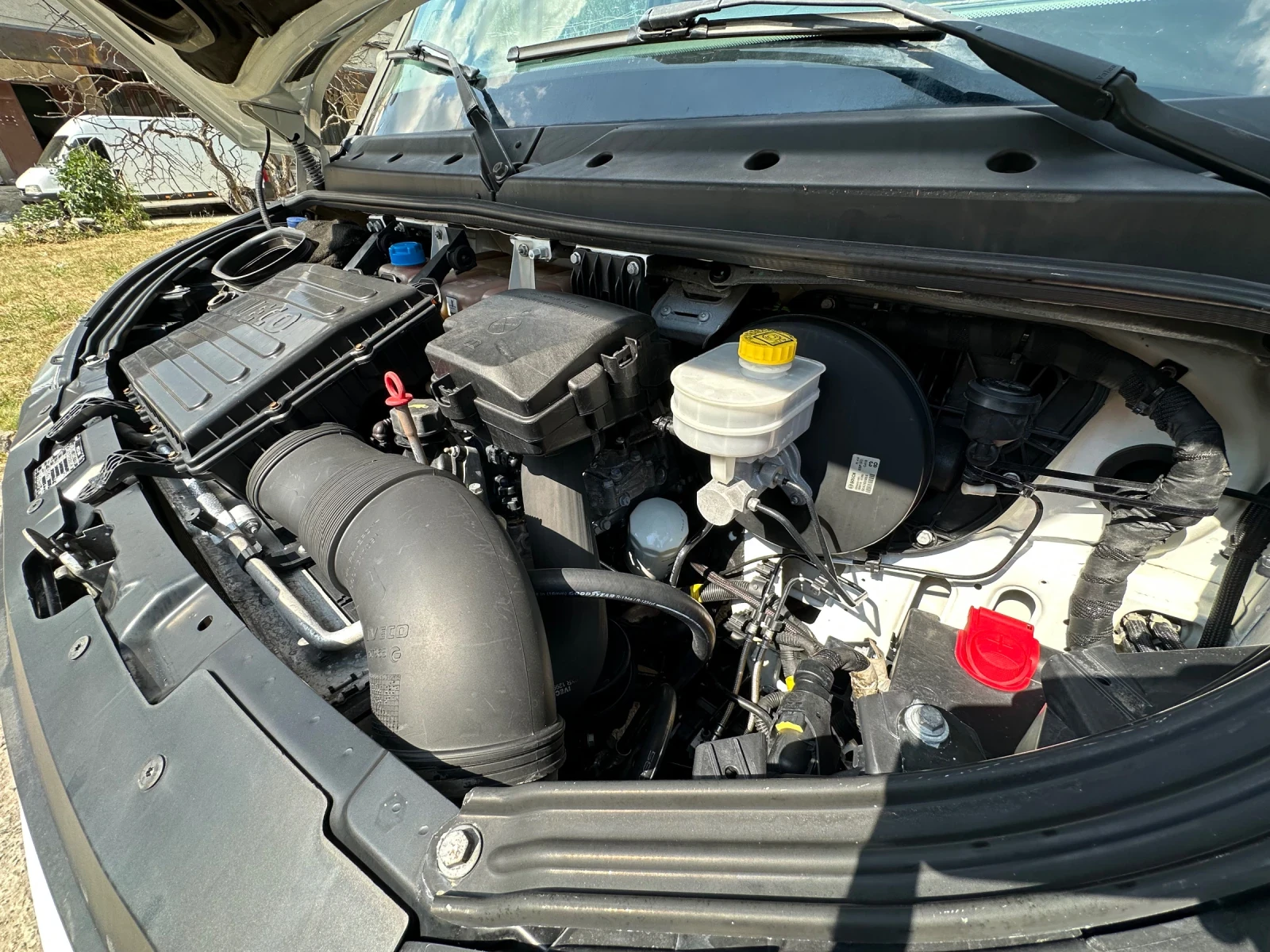 Iveco 35c15 Тристаранен самосвал , Климатик, 150коня3.0TDI, снимка 11 - Бусове и автобуси - 55616388