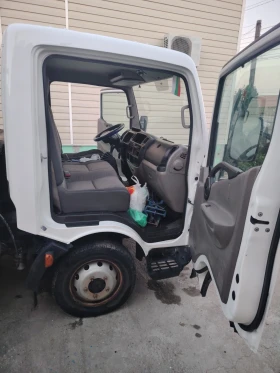 Nissan Kabstar Товарен, снимка 6