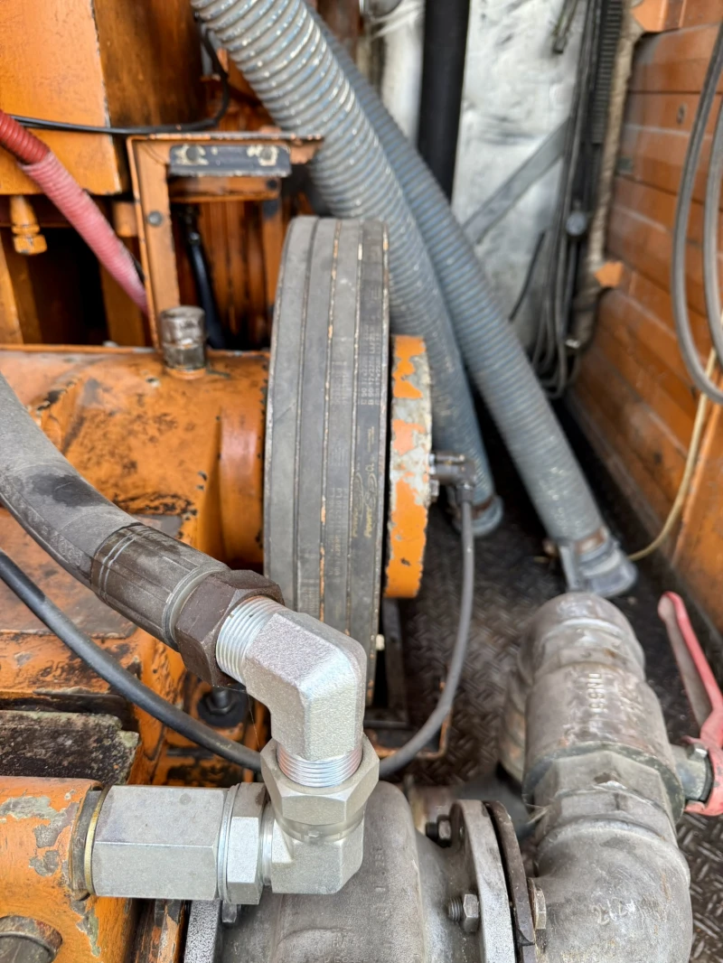 Mercedes-Benz 811, снимка 10 - Камиони - 52005950