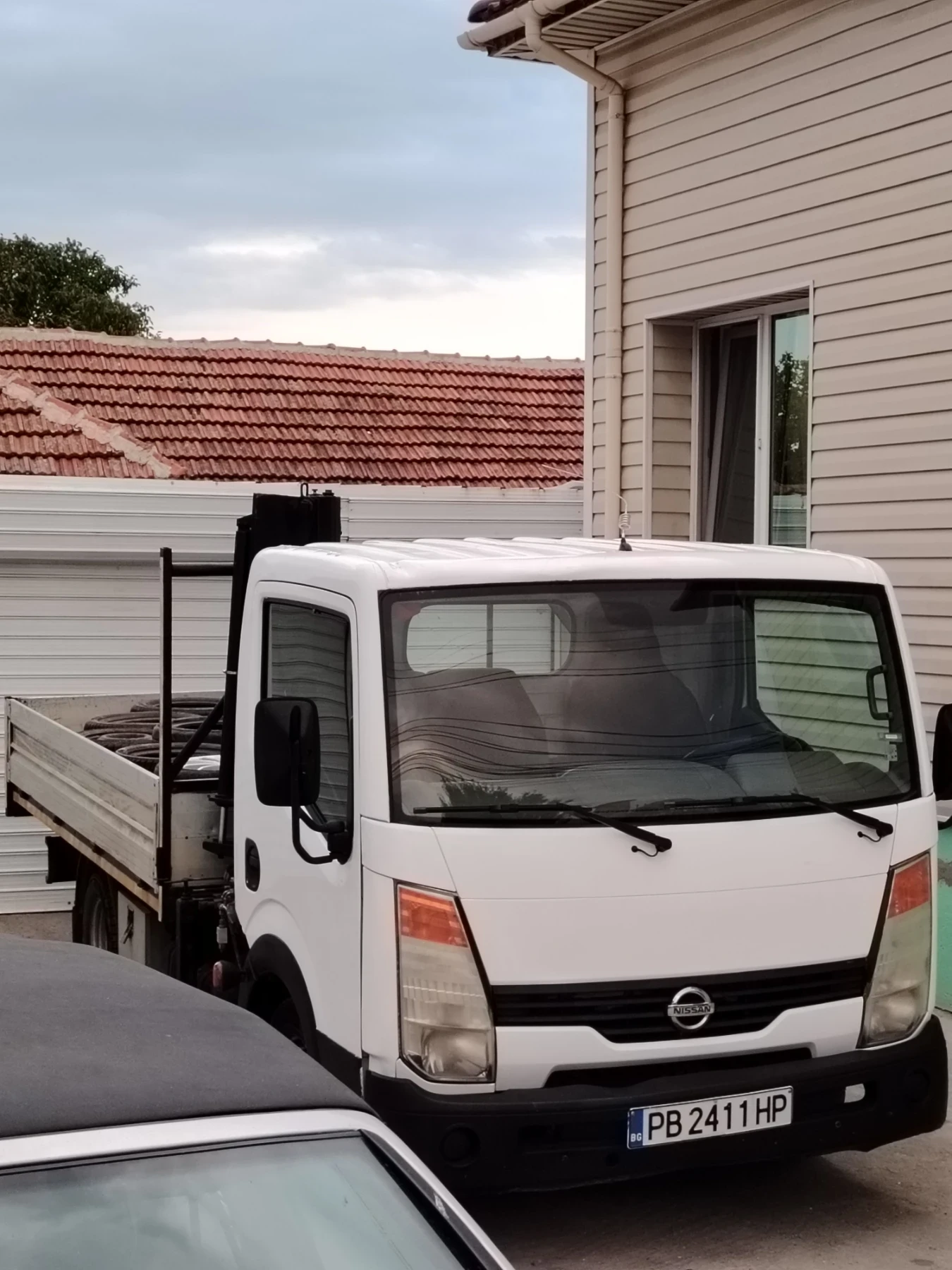 Nissan Kabstar Товарен - изображение 2