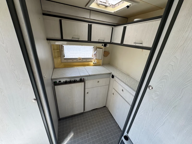 Каравана Chateau, снимка 10 - Каравани и кемпери - 51642631