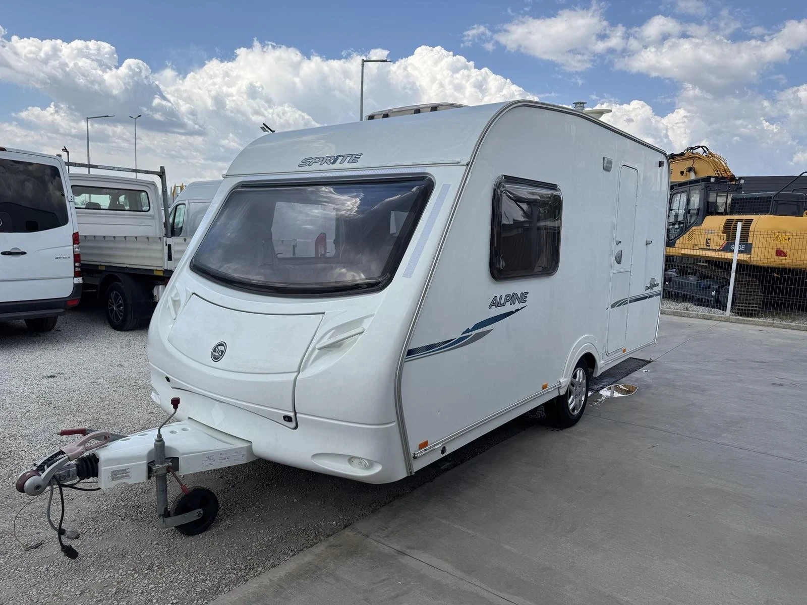 Каравана Hobby SWIFT ALPINE 2 - изображение 2