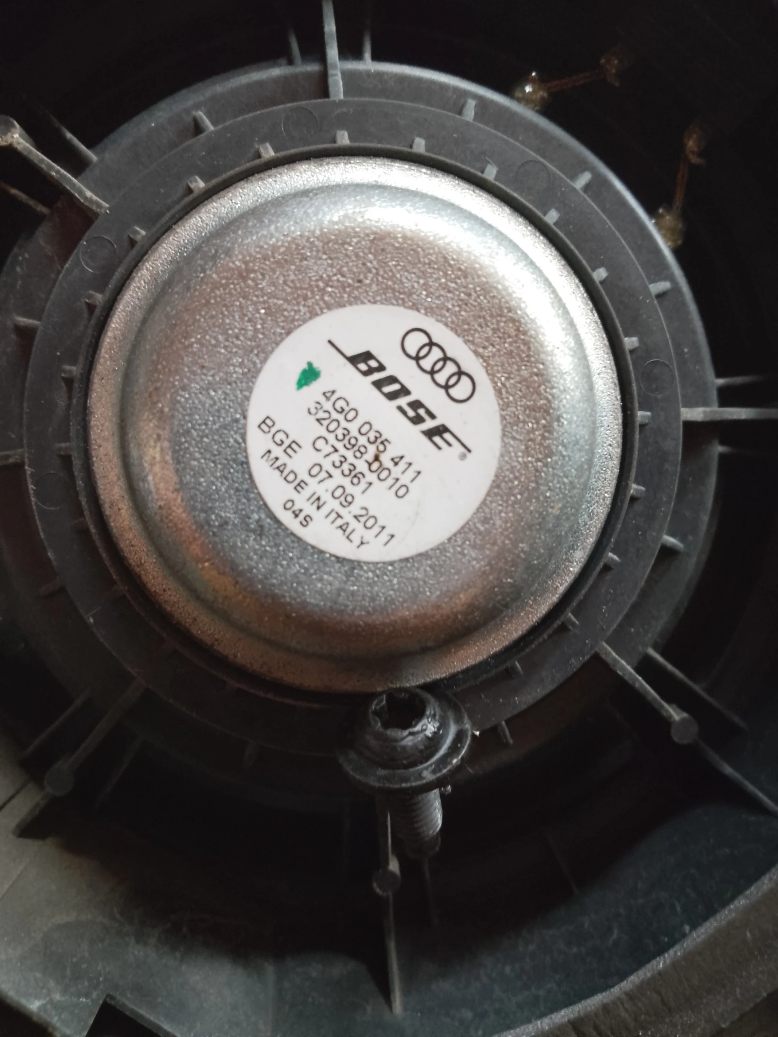 4G0035411    6 | Mobile.bg   3