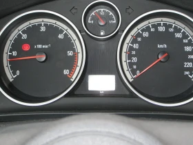 Opel Zafira, снимка 7