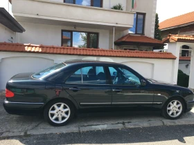 Mercedes-Benz E 200, снимка 3