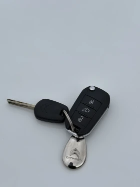 Citroen C4 1.5 BLUE HDI - 12800 € / 25034.62 лв. - 76175996 11