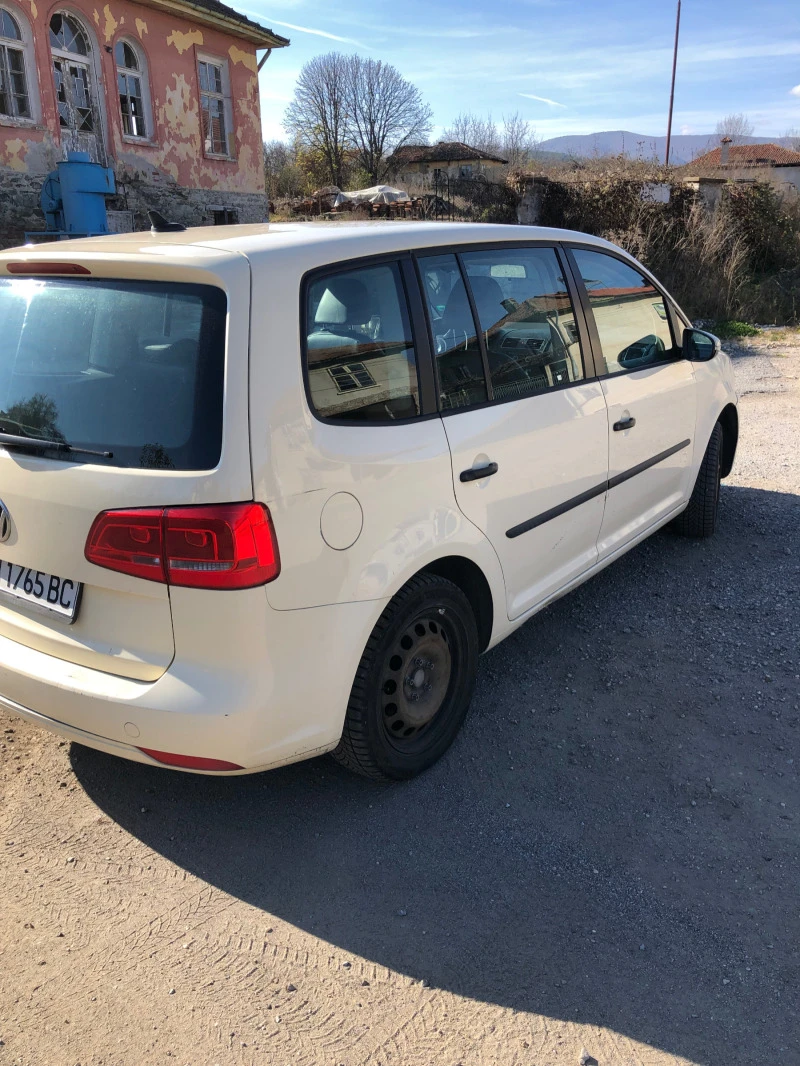 VW Touran, снимка 2 - Автомобили и джипове - 47466041