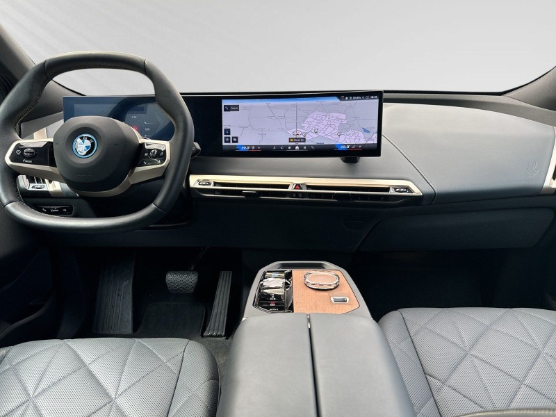 BMW iX M60 = Sky Lounge= Гаранция, снимка 7 - Автомобили и джипове - 46431566
