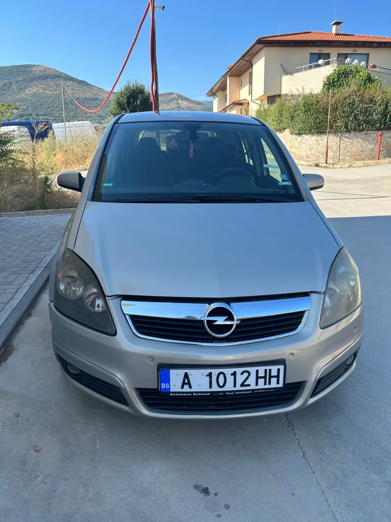 Opel Zafira, снимка 1 - Автомобили и джипове - 47600970