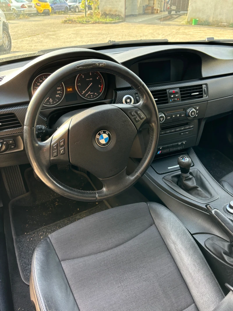 BMW 320 D, снимка 6 - Автомобили и джипове - 47398695