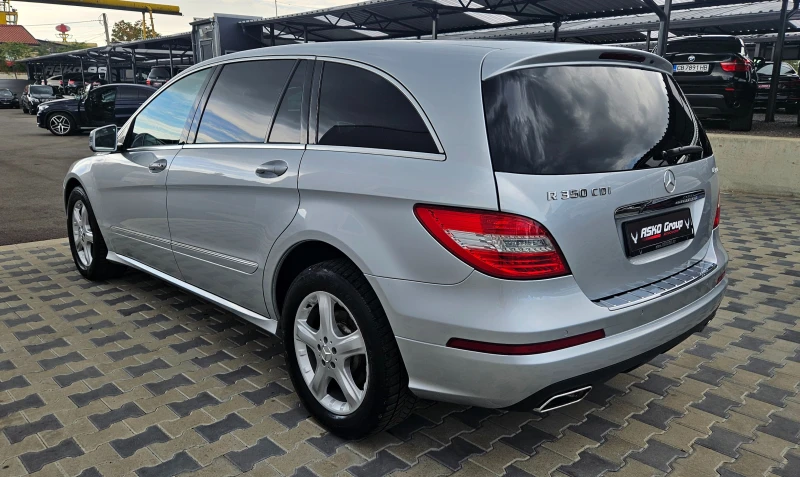 Mercedes-Benz R 350 L/AMG/7MESTA/GERMANY/4MATIC/ПОДГРЕВ/AUTO HOLD/LIZI, снимка 8 - Автомобили и джипове - 47531128