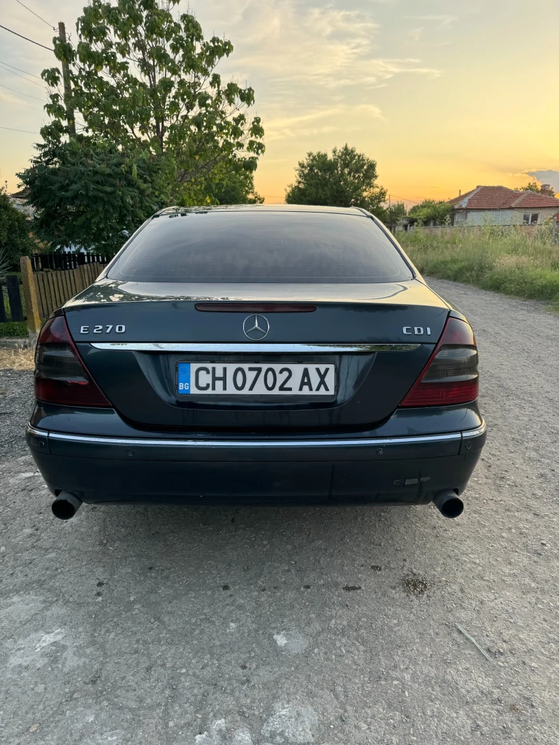 Mercedes-Benz E 270, снимка 5 - Автомобили и джипове - 48309963