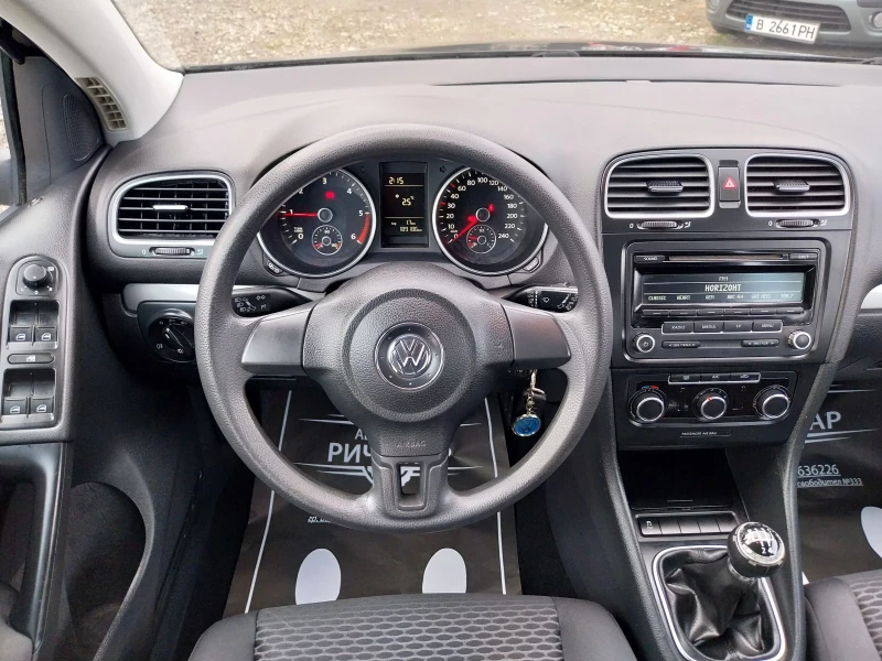 VW Golf 1.6 TDI, снимка 14 - Автомобили и джипове - 48701562