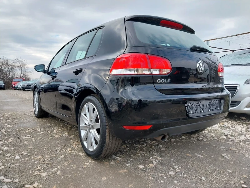 VW Golf 1.6 TDI, снимка 4 - Автомобили и джипове - 48701562