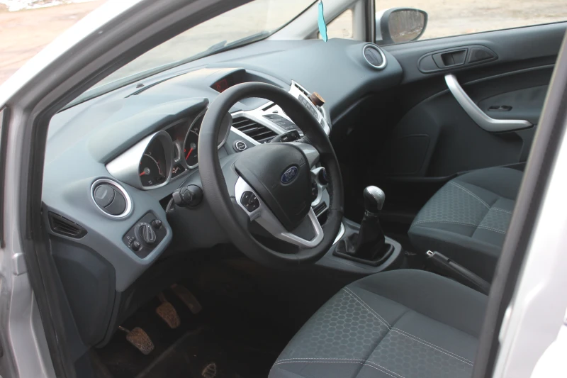 Ford Fiesta 152000км., ГАЗ, ИТАЛИЯ, EVRO 5A, снимка 11 - Автомобили и джипове - 48705322