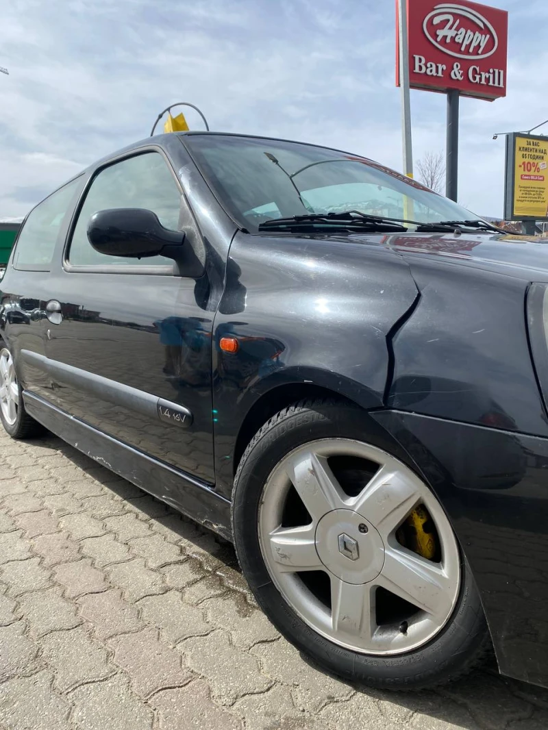 Renault Clio, снимка 7 - Автомобили и джипове - 49504384