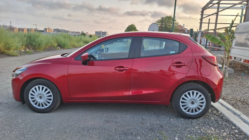 Mazda 2 1.5i, снимка 8 - Автомобили и джипове - 50670403