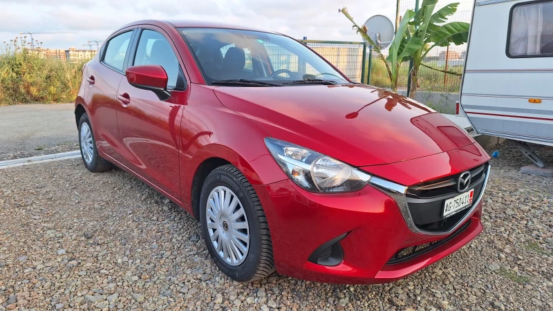 Mazda 2 1.5i, снимка 3 - Автомобили и джипове - 50670403