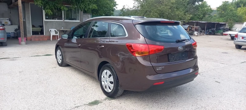Kia Ceed 1.6GDI/Автомат/190000км/Швейцария/, снимка 6 - Автомобили и джипове - 51411166