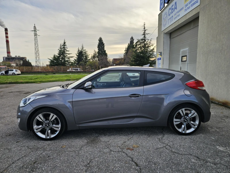 Hyundai Veloster  1.6 GDI SPORT, снимка 4 - Автомобили и джипове - 52552391