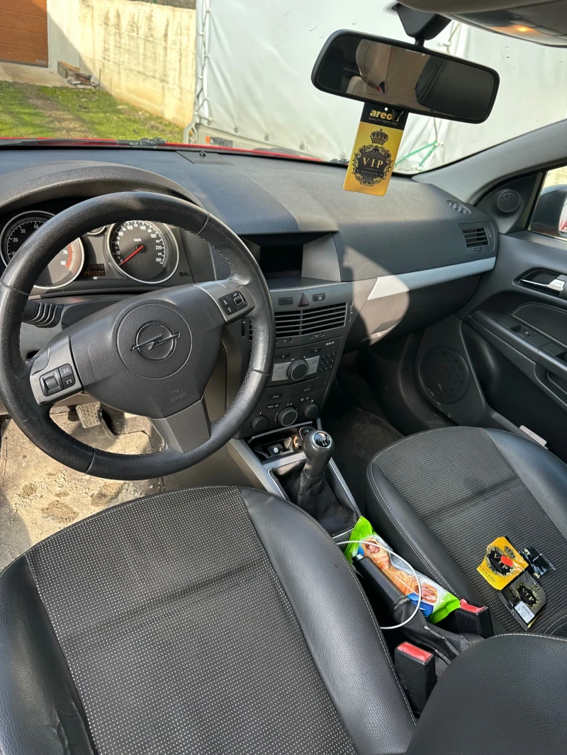 Opel Astra, снимка 6 - Автомобили и джипове - 53201860