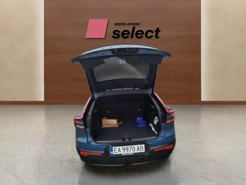 Volvo C40 Recharge, снимка 11 - Автомобили и джипове - 53353077