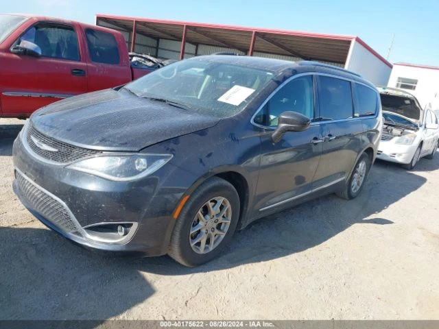 Chrysler Pacifica TOURING L - изображение 2