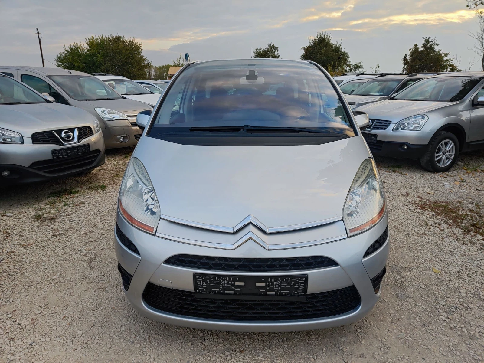 Citroen C4 Picasso 1.6HDI - изображение 6