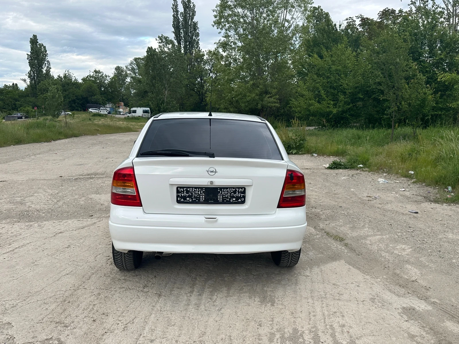 Opel Astra 2009/1.4-90к.с/ГАЗ/ - изображение 4