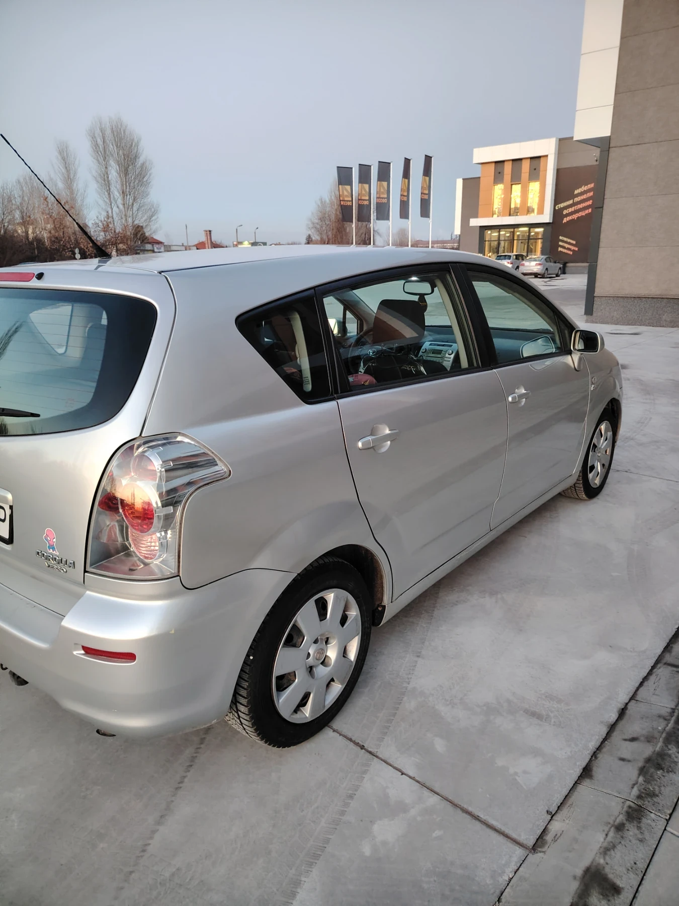 Toyota Corolla verso  - изображение 4