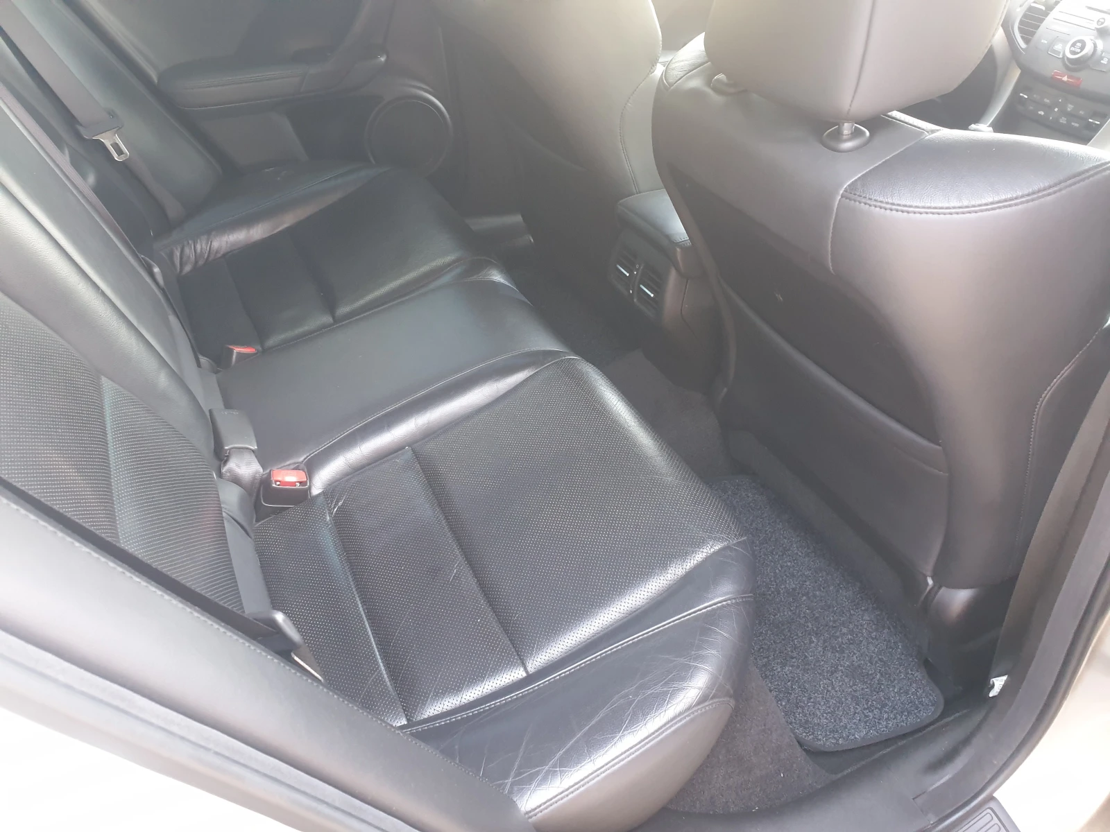 Honda Accord 2.2 I-DETC  - изображение 10