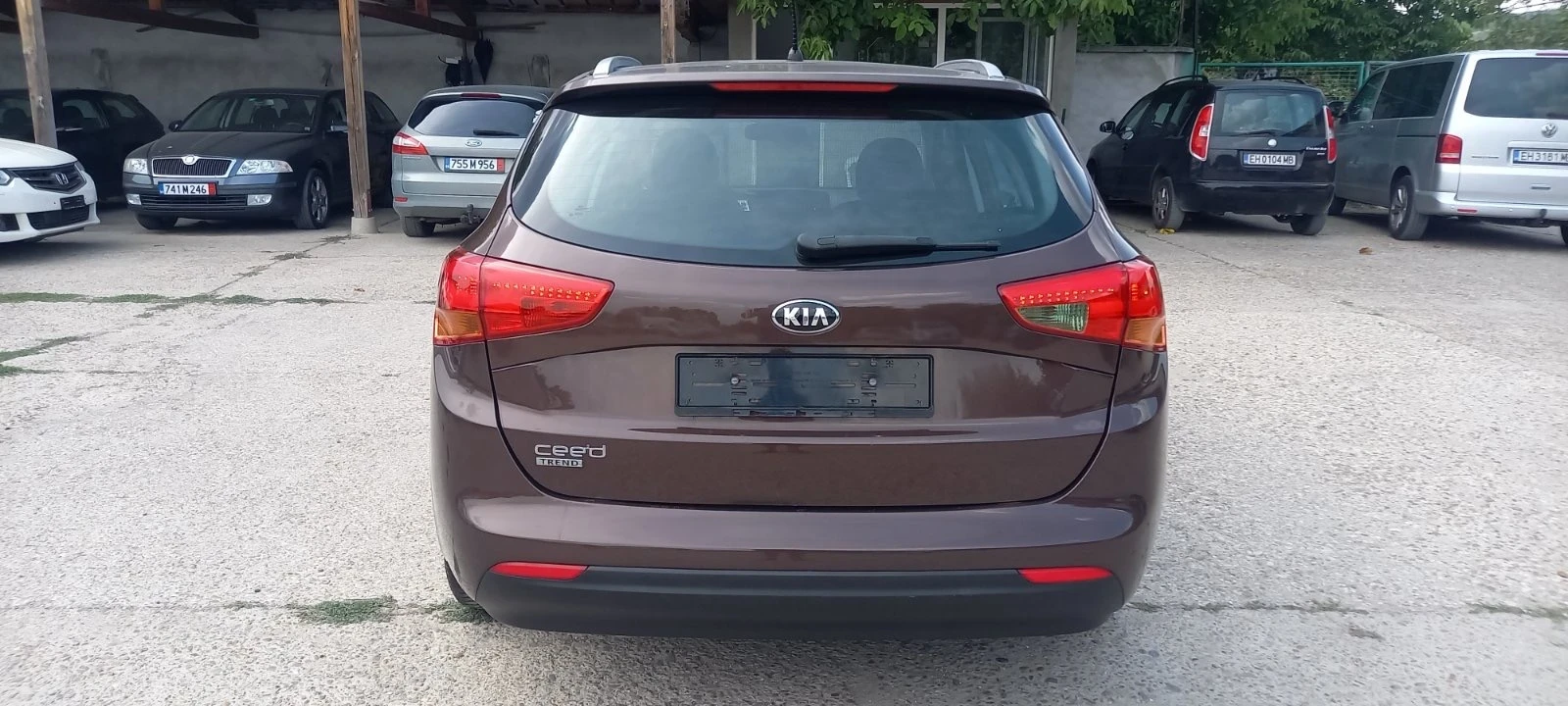 Kia Ceed 1.6GDI/Автомат/190000км/Швейцария/ - изображение 8