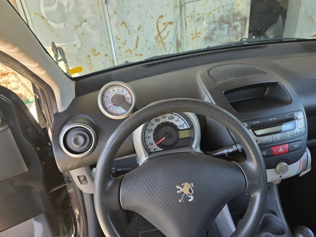 Peugeot 107 1.0 * 4врати*  - изображение 8