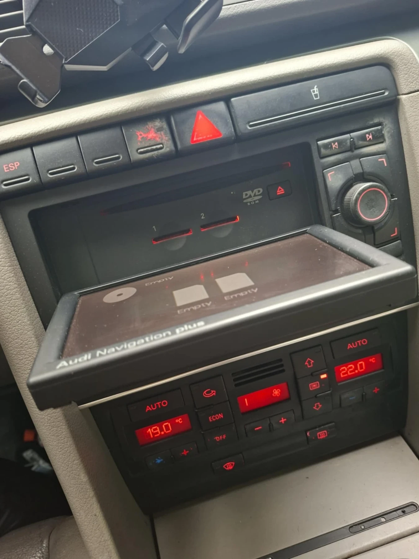 Audi A4  - изображение 6