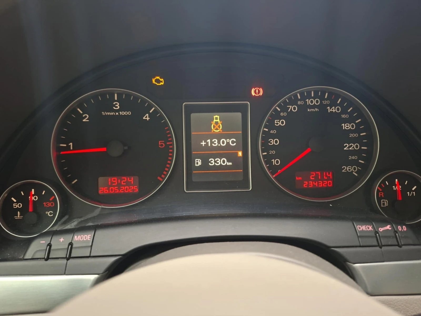 Audi A4  - изображение 7