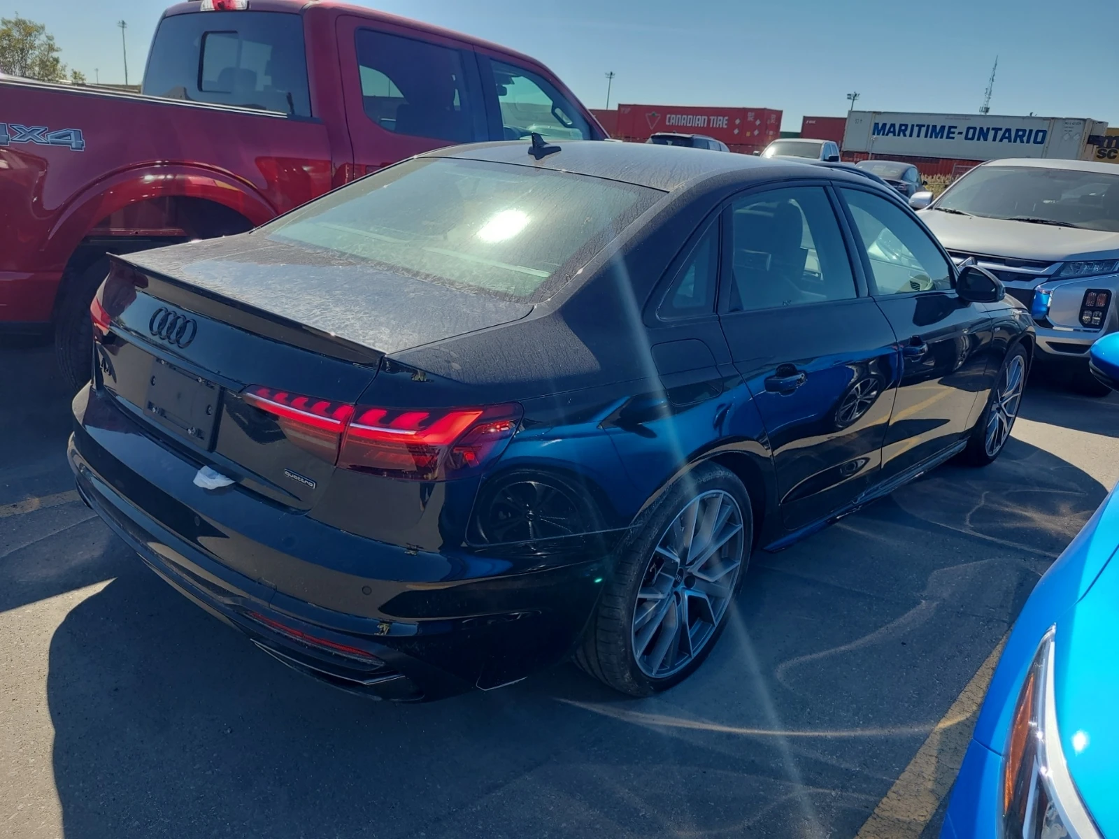 Audi A4 TECHNIK * CARFAX * АвтоКредит * Цена до България*  - изображение 3
