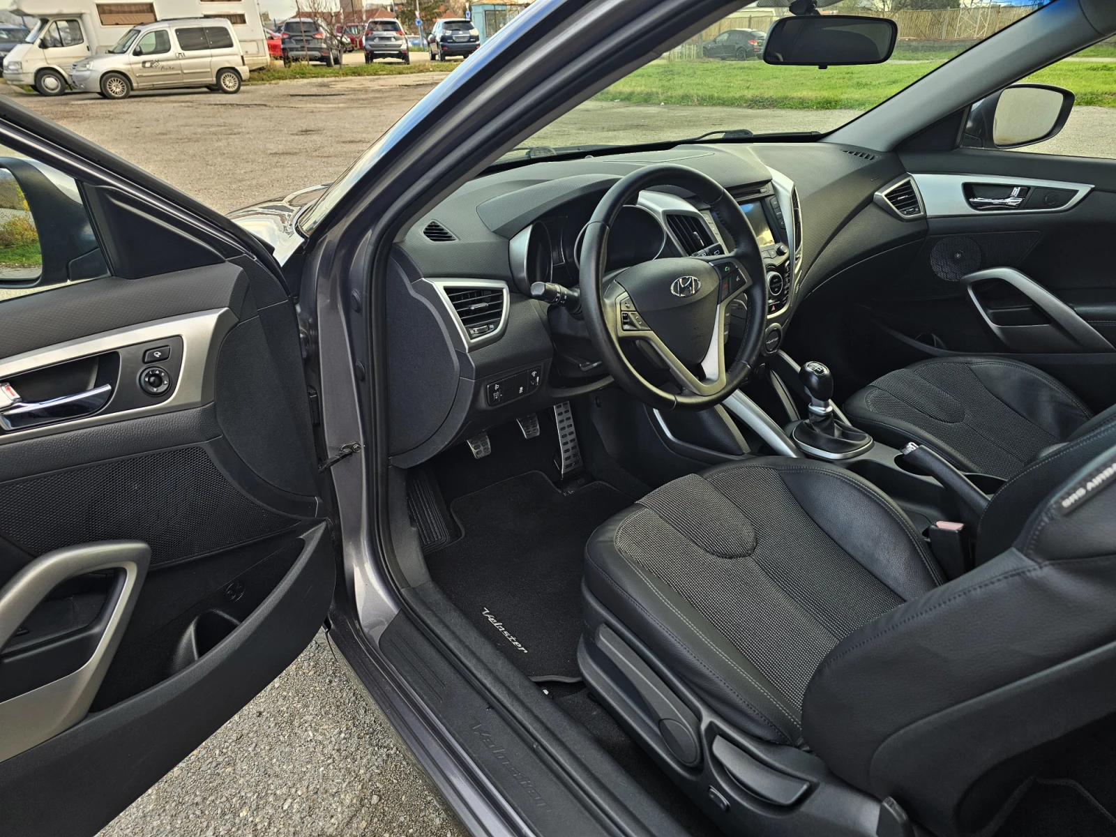 Hyundai Veloster  1.6 GDI SPORT - изображение 9