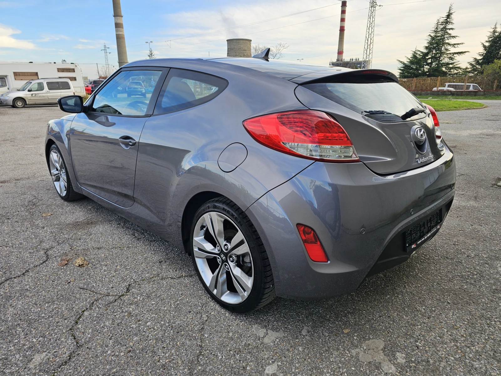 Hyundai Veloster  1.6 GDI SPORT - изображение 5