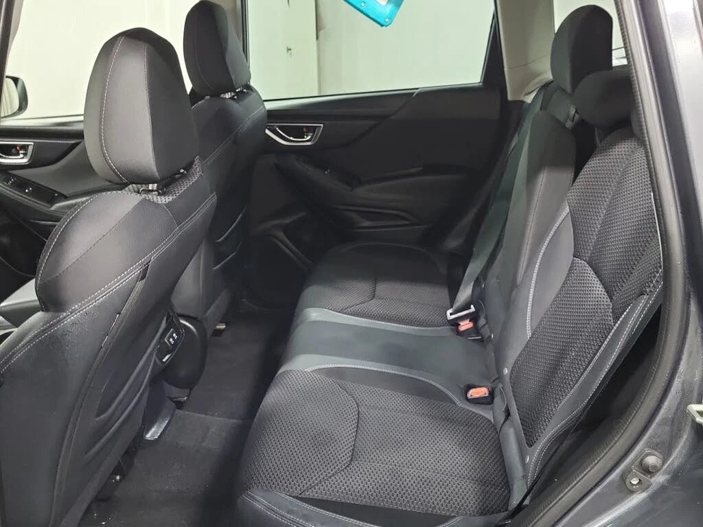 Subaru Forester Convenience* Wagon* 4x4 - изображение 9